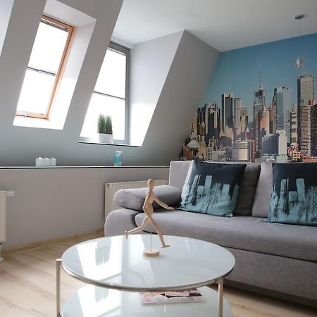 Apartamento estudio de 35 m² en Poznán Centro Ciudad, con 1 baño privado. Exterior foto