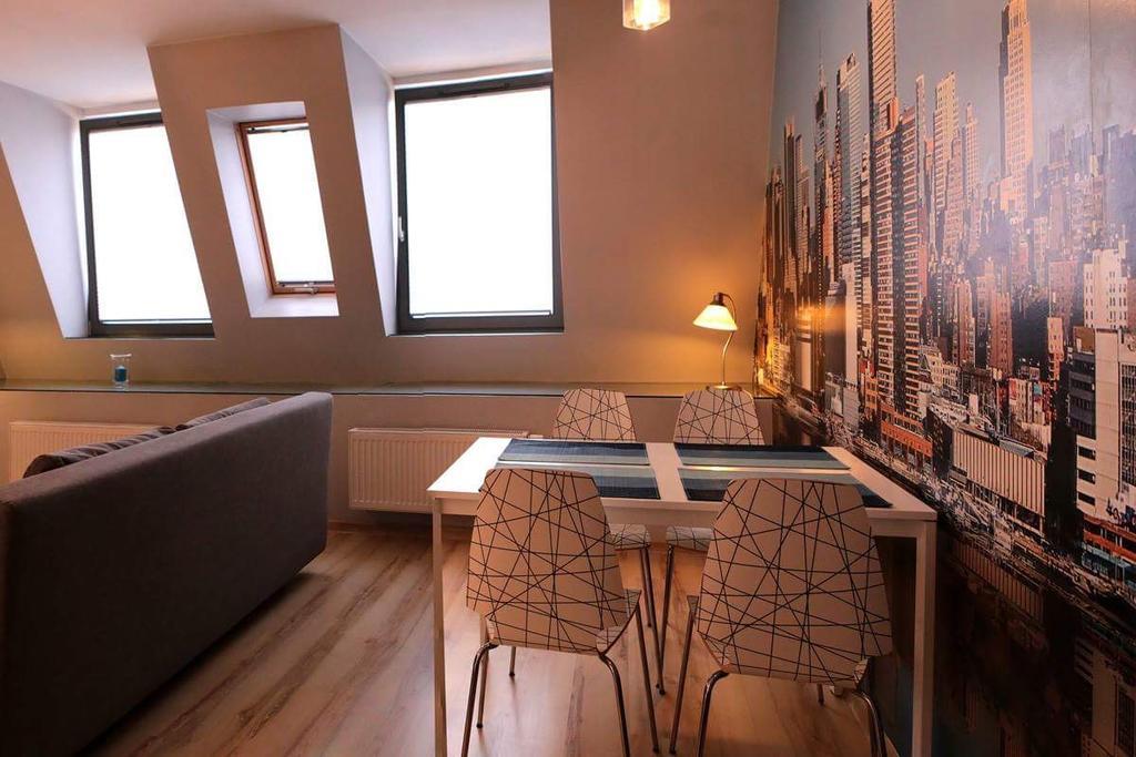 Apartamento estudio de 35 m² en Poznán Centro Ciudad, con 1 baño privado. Exterior foto