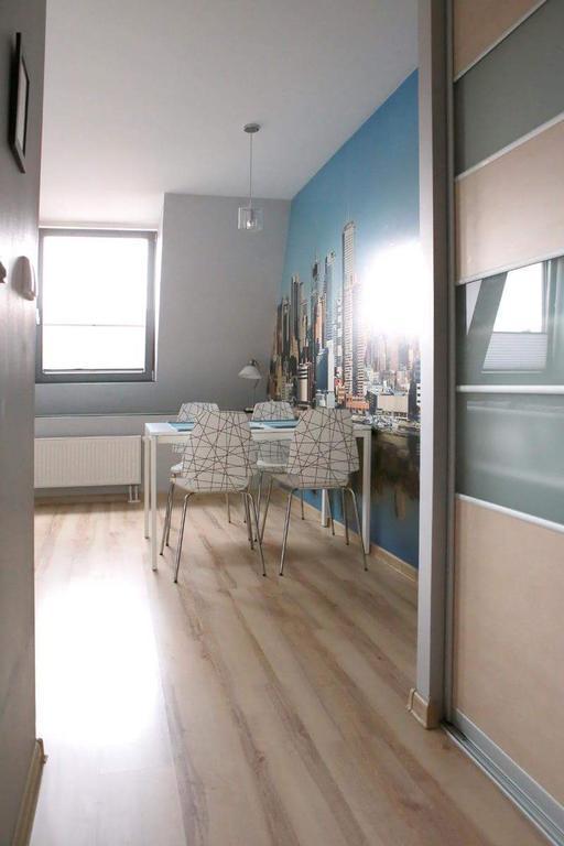 Apartamento estudio de 35 m² en Poznán Centro Ciudad, con 1 baño privado. Exterior foto