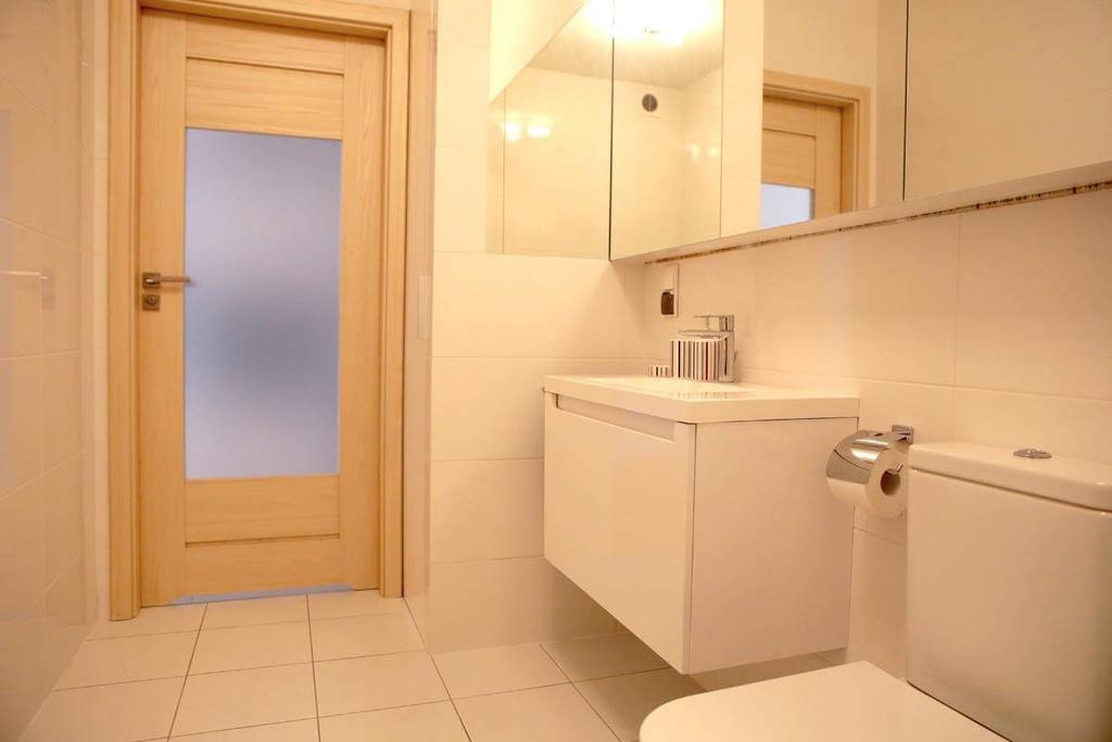 Apartamento estudio de 35 m² en Poznán Centro Ciudad, con 1 baño privado. Exterior foto