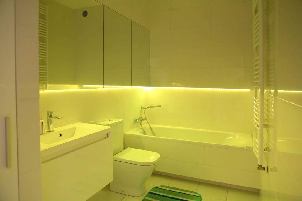 Apartamento estudio de 35 m² en Poznán Centro Ciudad, con 1 baño privado. Exterior foto